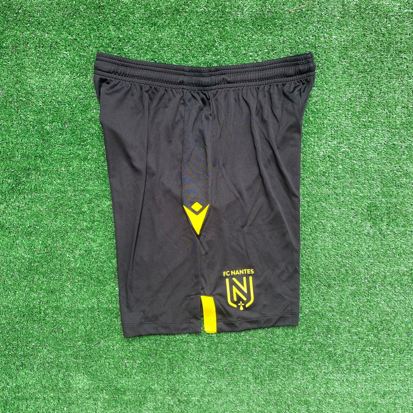 Short FC Nantes Third 2022/23